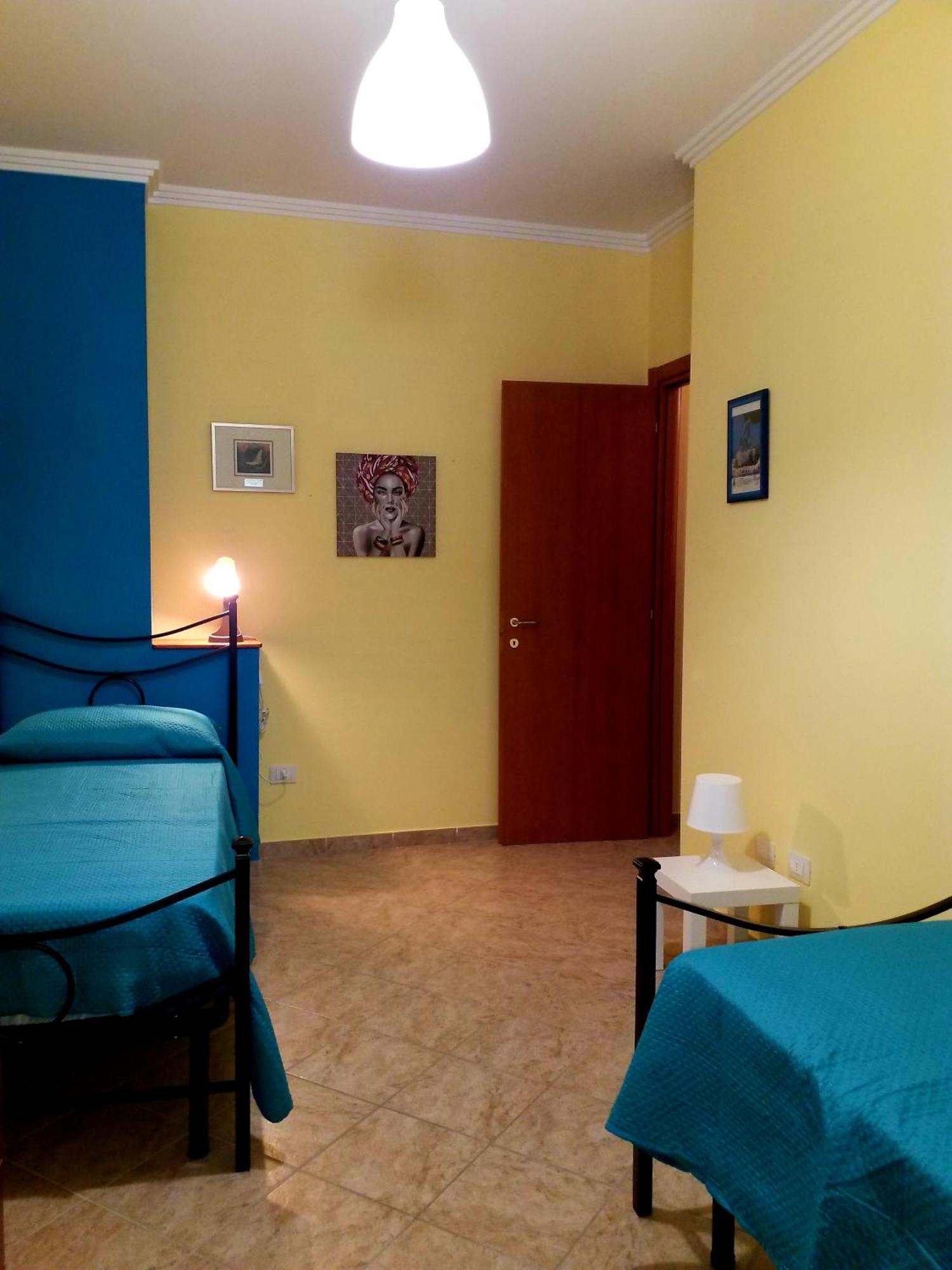 Ferienwohnung Al Cortile Del Pozzo Delia Exterior foto